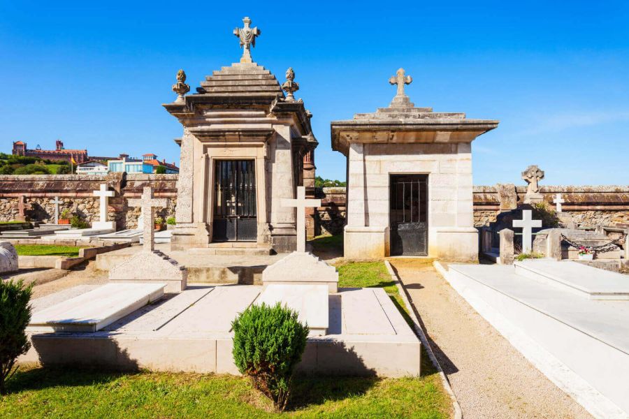 es legal tener las cenizas de un difunto en casa